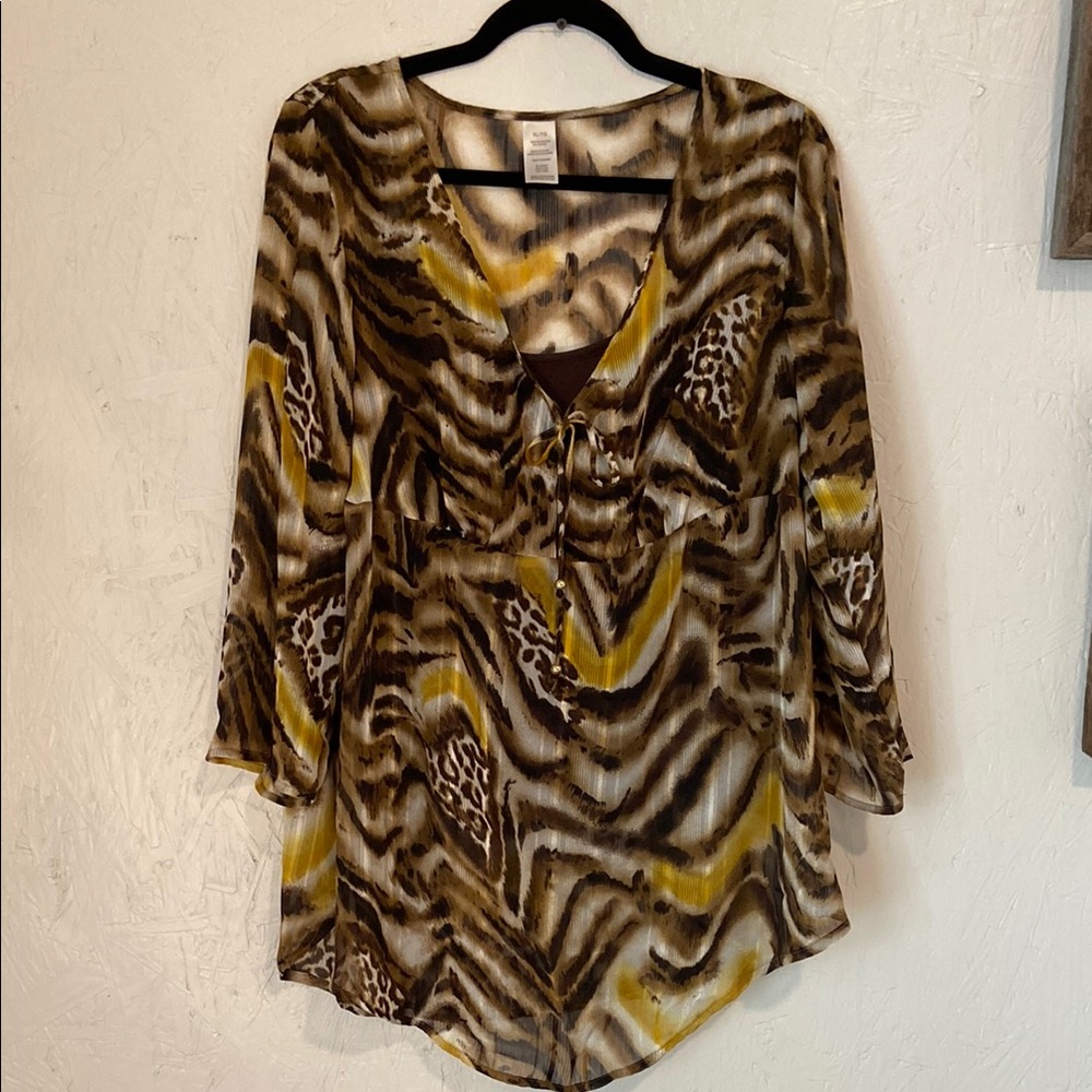 Brown and Black Ruched Blouse with Relaxed Fit